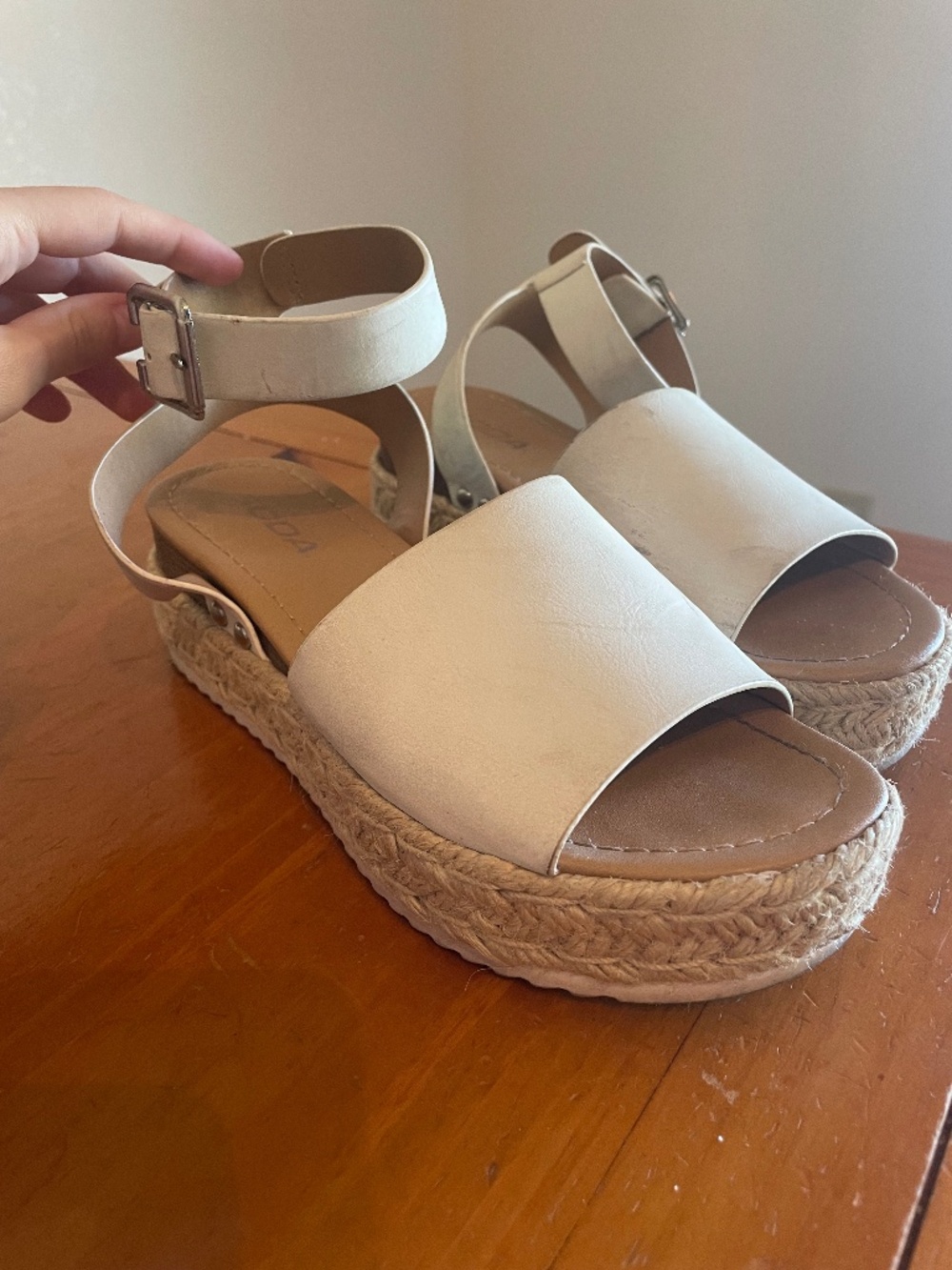 White Soda platforms